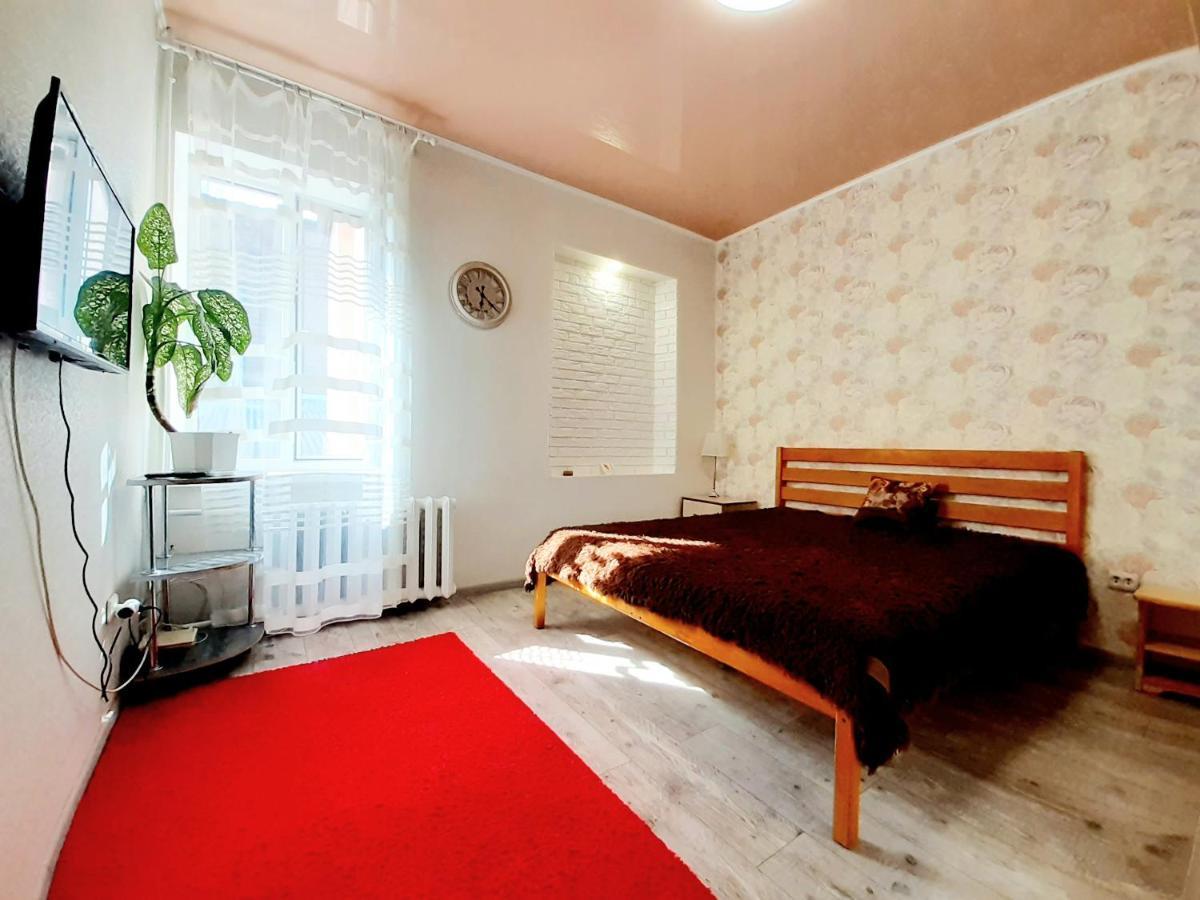 Яновского 1К Appartement Kropyvnytsky Buitenkant foto
